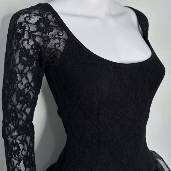 Tadashi Shoji Vintage Drop Waist Scoop Neck Lace Detail Mini Dress Womens Size S - Picture 5 of 15